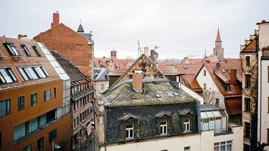 Aufnahme der Stadt Fürth von erhöhter Position.