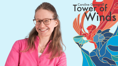 Caroline Gerngroß neben dem Cover ihrer Ausstellung.